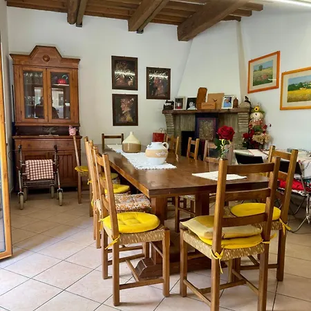 펜션 Il Podere Degli Ulivi